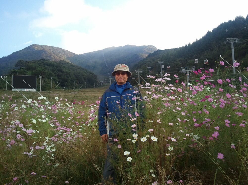 Duckyu Mt for autumn foliage